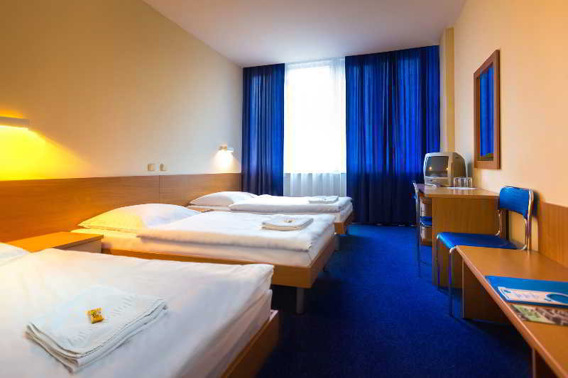 Dom Turystyczny Indigo - Pracowniczy Hostel *