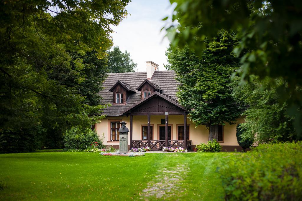 Hostel Dom Turystyczny Indigo - Pracowniczy *